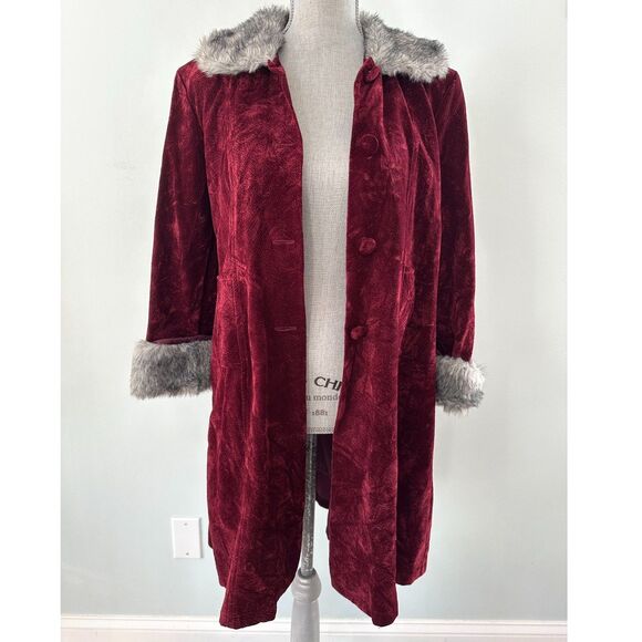 90s Vintage Red Velvet Coat with Faux Fur Trim Elegant Winter Style Girls 14/16 - Picture 5 of 11